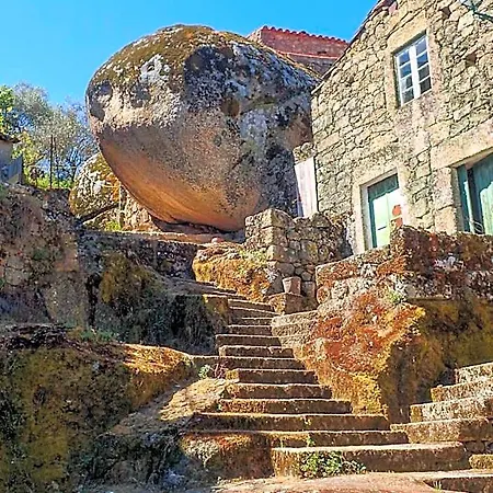 Hotel Geohotel Escola Monsanto