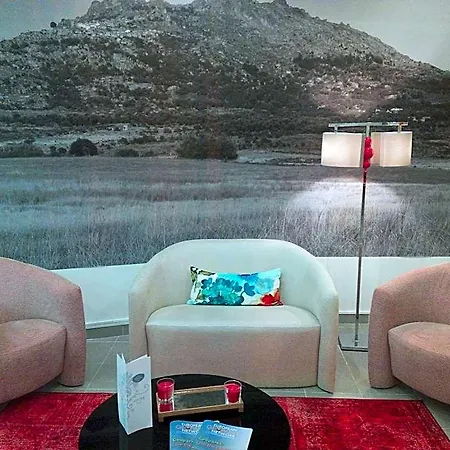 Geohotel Escola Monsanto