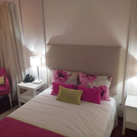 Geohotel Escola