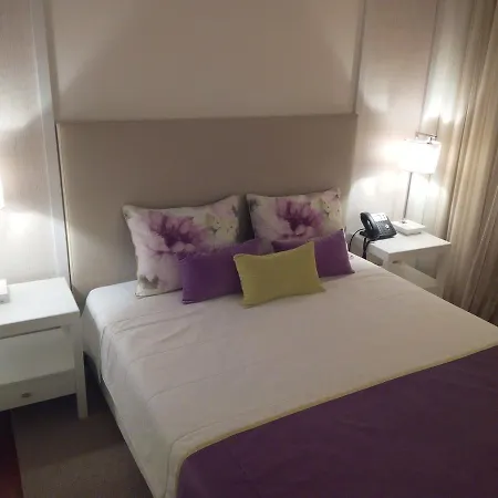 Geohotel Escola 3*