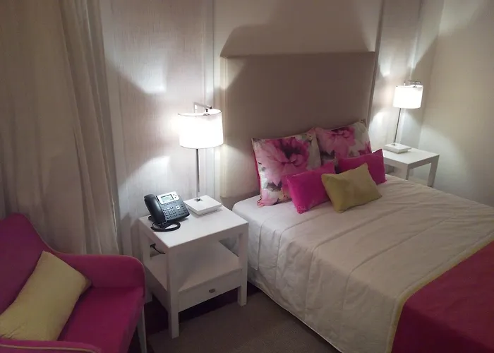 Szálloda Geohotel Escola 3*